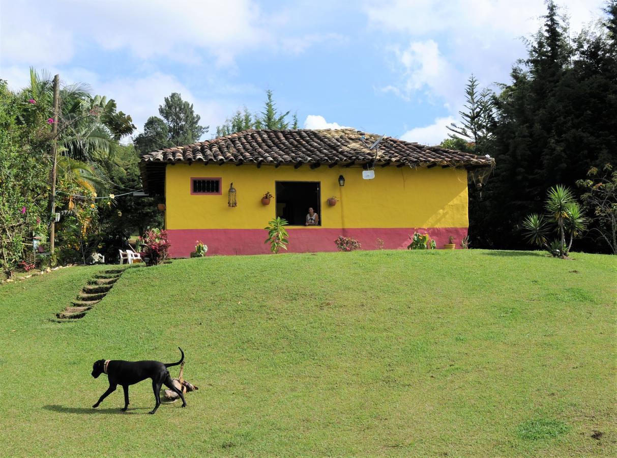 Casa finca típica the lake hotel Guatapé Exterior foto